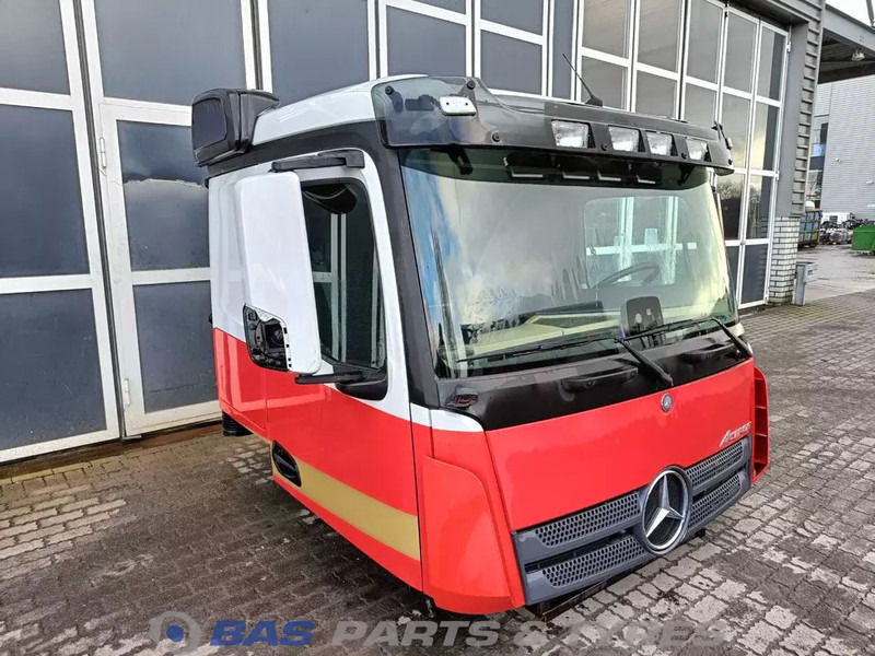 Mercedes-Benz Actros MP4 Mercedes ClassicSpace L-cab L2H1 A 000 600 01 01 - Kabina i enterijer za Kamion: slika 2 Mercedes-Benz Actros MP4 Mercedes ClassicSpace L-cab L2H1 A 000 600 01 01 - Kabina i enterijer za Kamion: slika 2