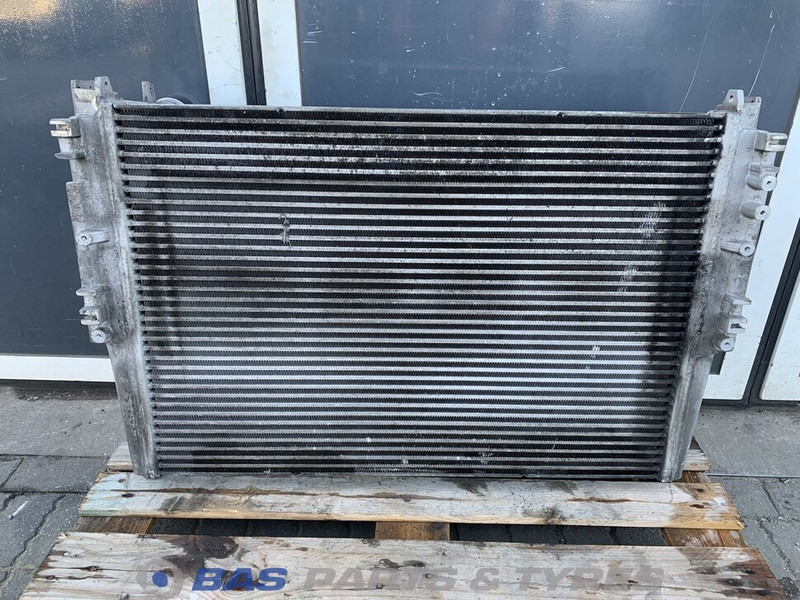 Mercedes-Benz Intercooler Mercedes A 961 500 04 02 - Hladnjak za Kamion: slika 2 Mercedes-Benz Intercooler Mercedes A 961 500 04 02 - Hladnjak za Kamion: slika 2