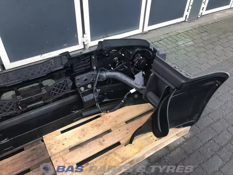 Renault D-Serie - Branik za Kamion: slika 5 Renault D-Serie - Branik za Kamion: slika 5