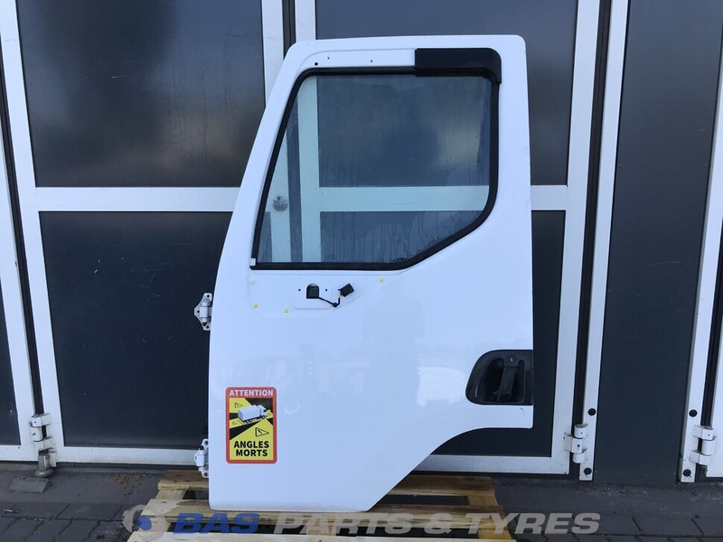 Renault D-Serie - Vrata i delovi za Kamion: slika 1 Renault D-Serie - Vrata i delovi za Kamion: slika 1