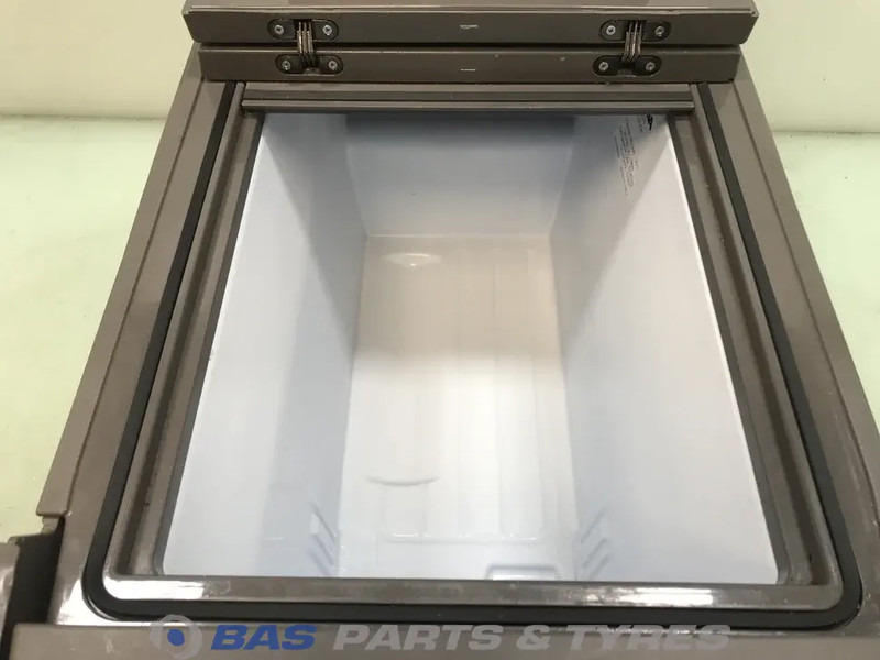 Scania S-Serie NextGen Koelkast Scania 40 Liter 2706575 - Rezervni deo za Kamion: slika 5 Scania S-Serie NextGen Koelkast Scania 40 Liter 2706575 - Rezervni deo za Kamion: slika 5