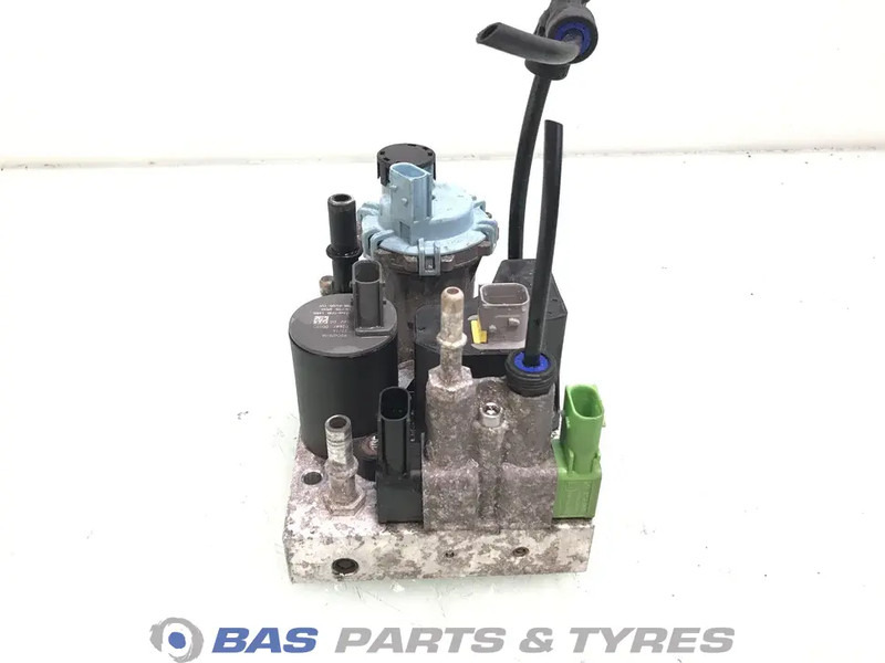 Volvo AdBlue pomp Volvo 21679299 - Rezervni deo za Kamion: slika 2 Volvo AdBlue pomp Volvo 21679299 - Rezervni deo za Kamion: slika 2