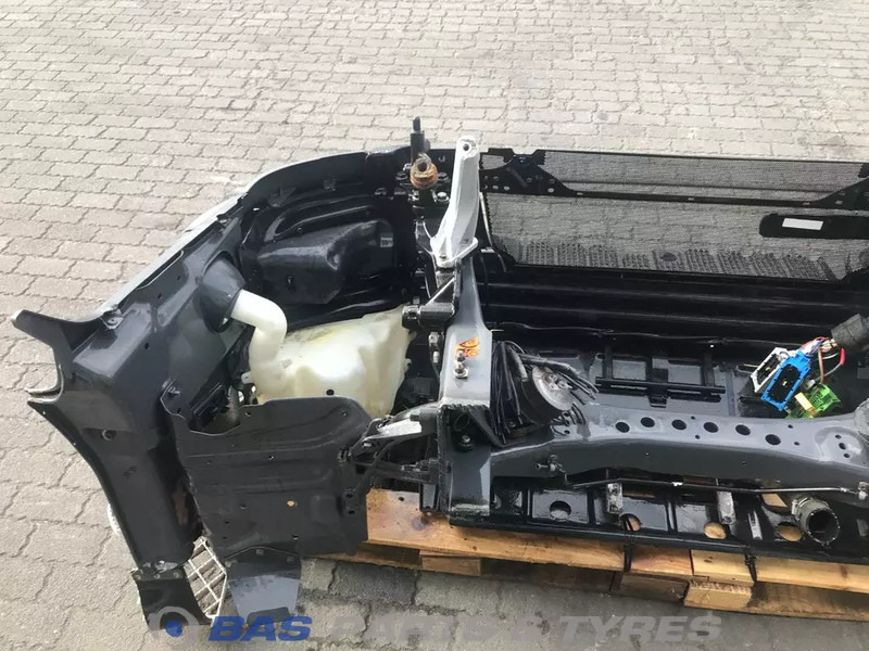 Scania G-Serie Voorbumper compleet Scania 1949888 - Branik za Kamion: slika 4 Scania G-Serie Voorbumper compleet Scania 1949888 - Branik za Kamion: slika 4