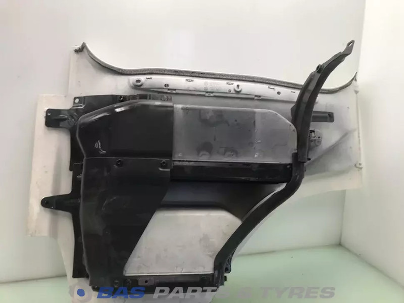 Scania S-Serie NextGen Opstap Rechts Scania 2422396 - Karoserija i eksterijer za Kamion: slika 2 Scania S-Serie NextGen Opstap Rechts Scania 2422396 - Karoserija i eksterijer za Kamion: slika 2