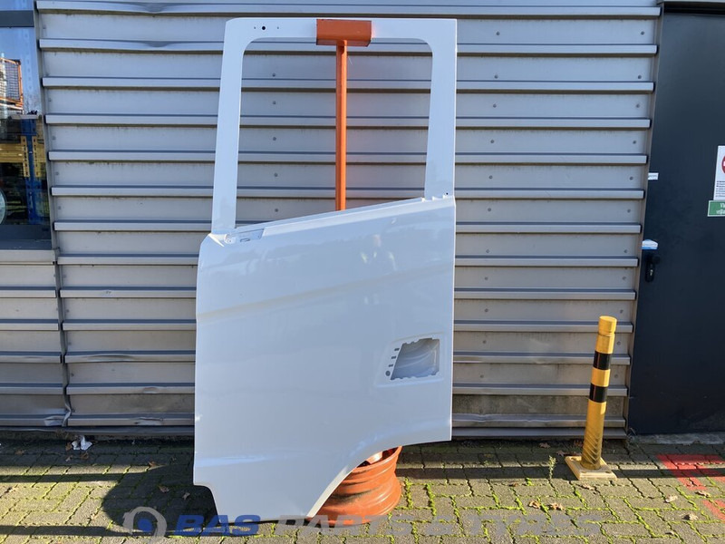 Scania S-Serie NextGen Portier Links Scania 2137841 - Vrata i delovi za Kamion: slika 1 Scania S-Serie NextGen Portier Links Scania 2137841 - Vrata i delovi za Kamion: slika 1