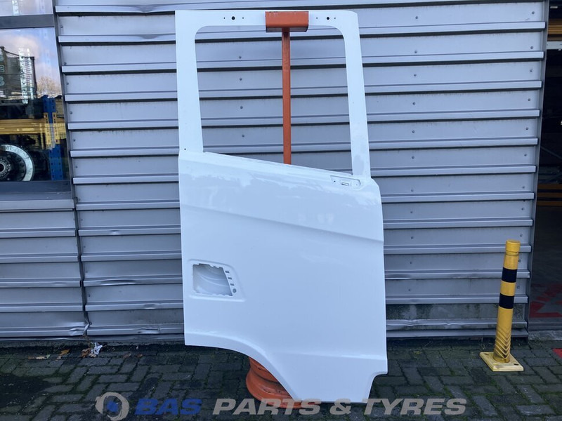 Scania S-Serie NextGen Portier Rechts Scania 2137842 - Vrata i delovi za Kamion: slika 1 Scania S-Serie NextGen Portier Rechts Scania 2137842 - Vrata i delovi za Kamion: slika 1