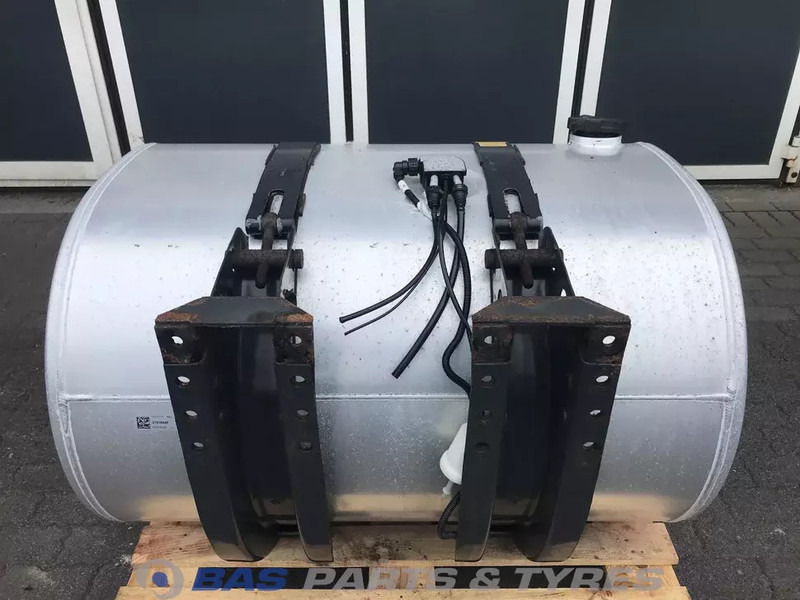 Volvo Brandstoftank Volvo 450 Liter G0000124 - Rezervoar za gorivo za Kamion: slika 3 Volvo Brandstoftank Volvo 450 Liter G0000124 - Rezervoar za gorivo za Kamion: slika 3