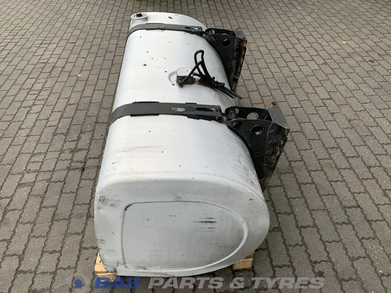 Volvo Brandstoftank Volvo 610 Liter G0000172 - Rezervoar za gorivo za Kamion: slika 2 Volvo Brandstoftank Volvo 610 Liter G0000172 - Rezervoar za gorivo za Kamion: slika 2