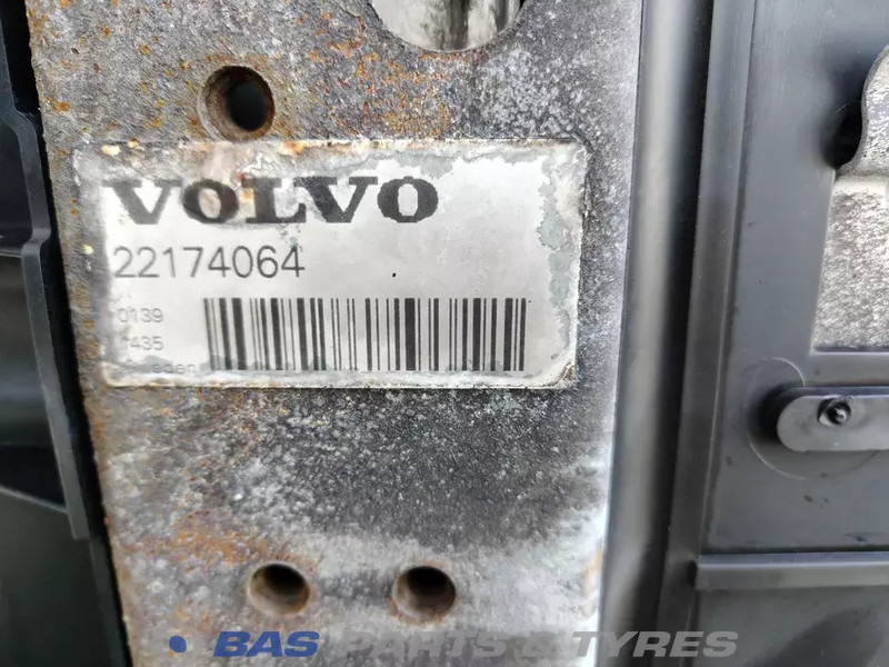 Volvo FH4 - Radijator za Kamion: slika 2 Volvo FH4 - Radijator za Kamion: slika 2