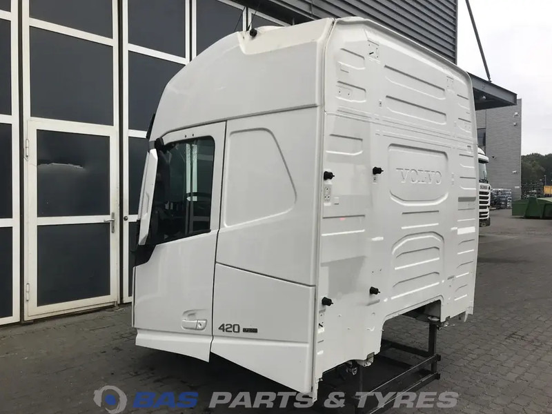 Volvo FH4 Volvo Globetrotter L2H2 82219166 - Kabina i enterijer za Kamion: slika 3 Volvo FH4 Volvo Globetrotter L2H2 82219166 - Kabina i enterijer za Kamion: slika 3