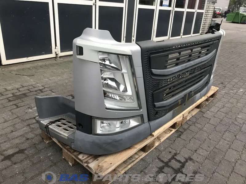 Volvo FM4 Bumper Volvo 21221129 - Branik za Kamion: slika 3 Volvo FM4 Bumper Volvo 21221129 - Branik za Kamion: slika 3