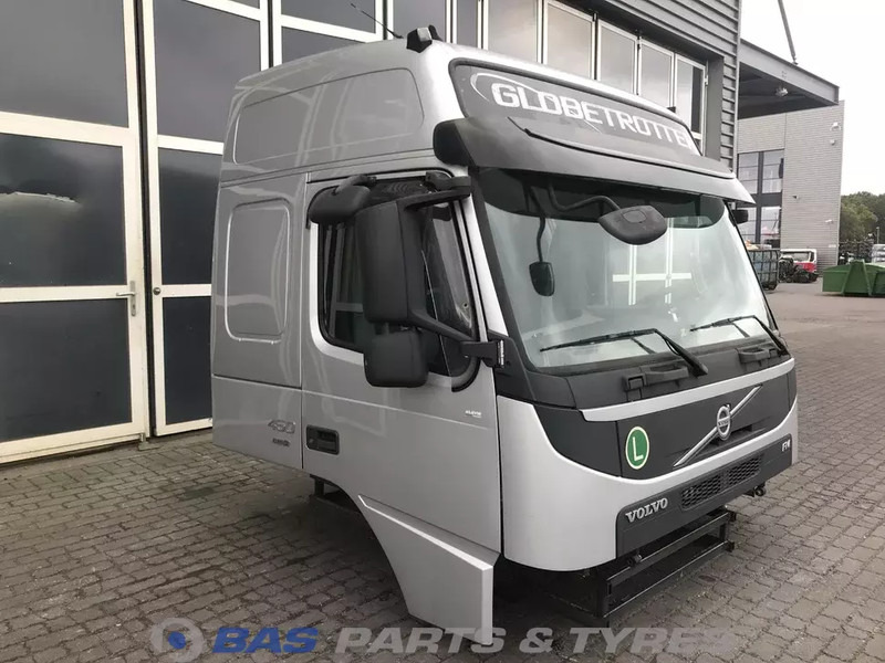 Volvo FM4 Volvo Globetrotter L2H2 3980267 - Kabina i enterijer za Kamion: slika 2 Volvo FM4 Volvo Globetrotter L2H2 3980267 - Kabina i enterijer za Kamion: slika 2