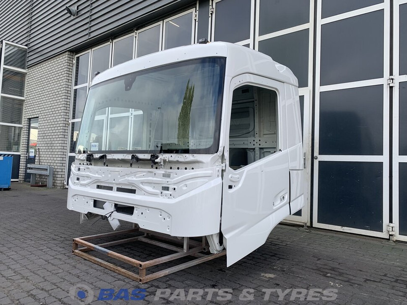 Volvo FM5 Volvo Day Cab L1H1 84234868 - Kabina i enterijer za Kamion: slika 1 Volvo FM5 Volvo Day Cab L1H1 84234868 - Kabina i enterijer za Kamion: slika 1