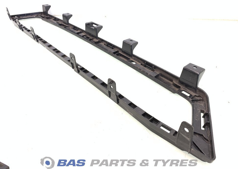 Volvo Grille Volvo 84459359 - Rešetka za Kamion: slika 2 Volvo Grille Volvo 84459359 - Rešetka za Kamion: slika 2