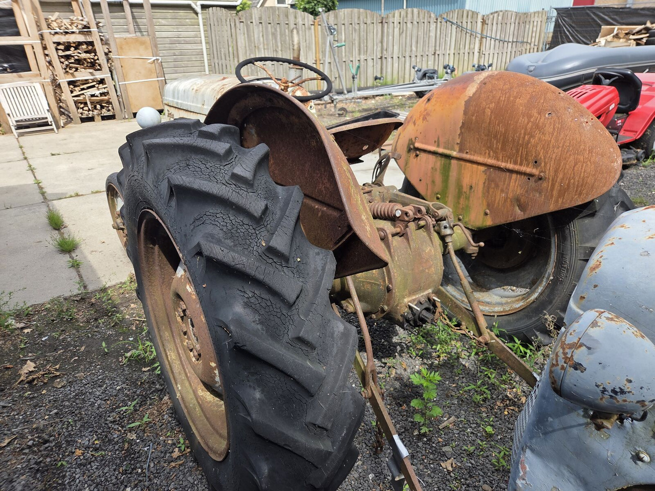 Massey Ferguson TEA 20 / TED 20 wielen trekker - Traktor: slika 3 Massey Ferguson TEA 20 / TED 20 wielen trekker - Traktor: slika 3