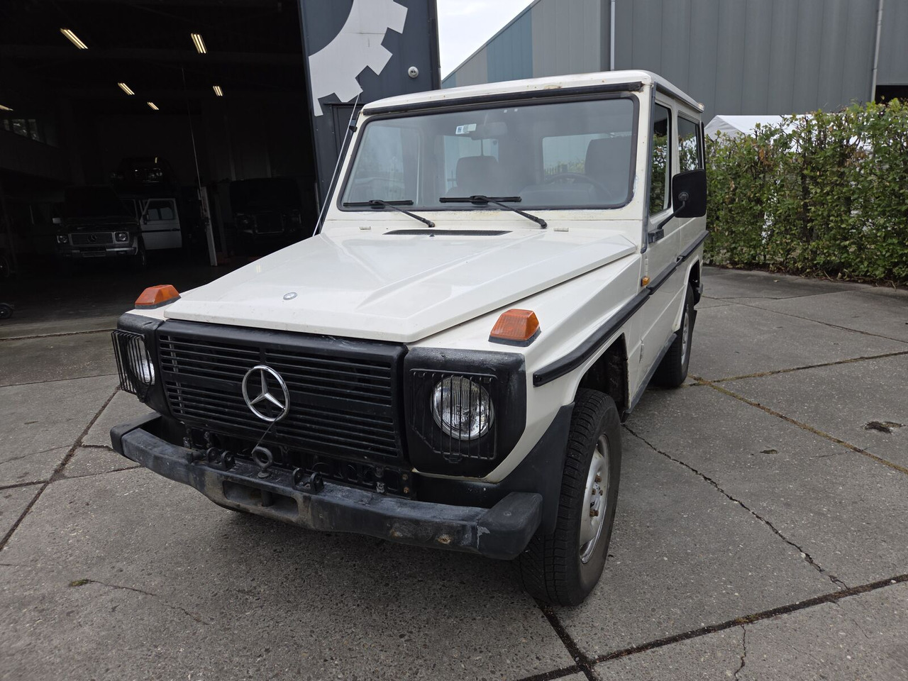 Mercedes-Benz G-klasse 230GE 1985 SUV - SUVSUV: slika 2 Mercedes-Benz G-klasse 230GE 1985 SUV - SUVSUV: slika 2