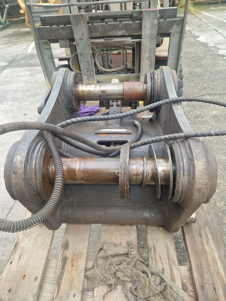 ENGANCHE RAPIDO HIDRAULICO CAT CW40 - Brza spojnica za Građevinska mašina: slika 3 ENGANCHE RAPIDO HIDRAULICO CAT CW40 - Brza spojnica za Građevinska mašina: slika 3