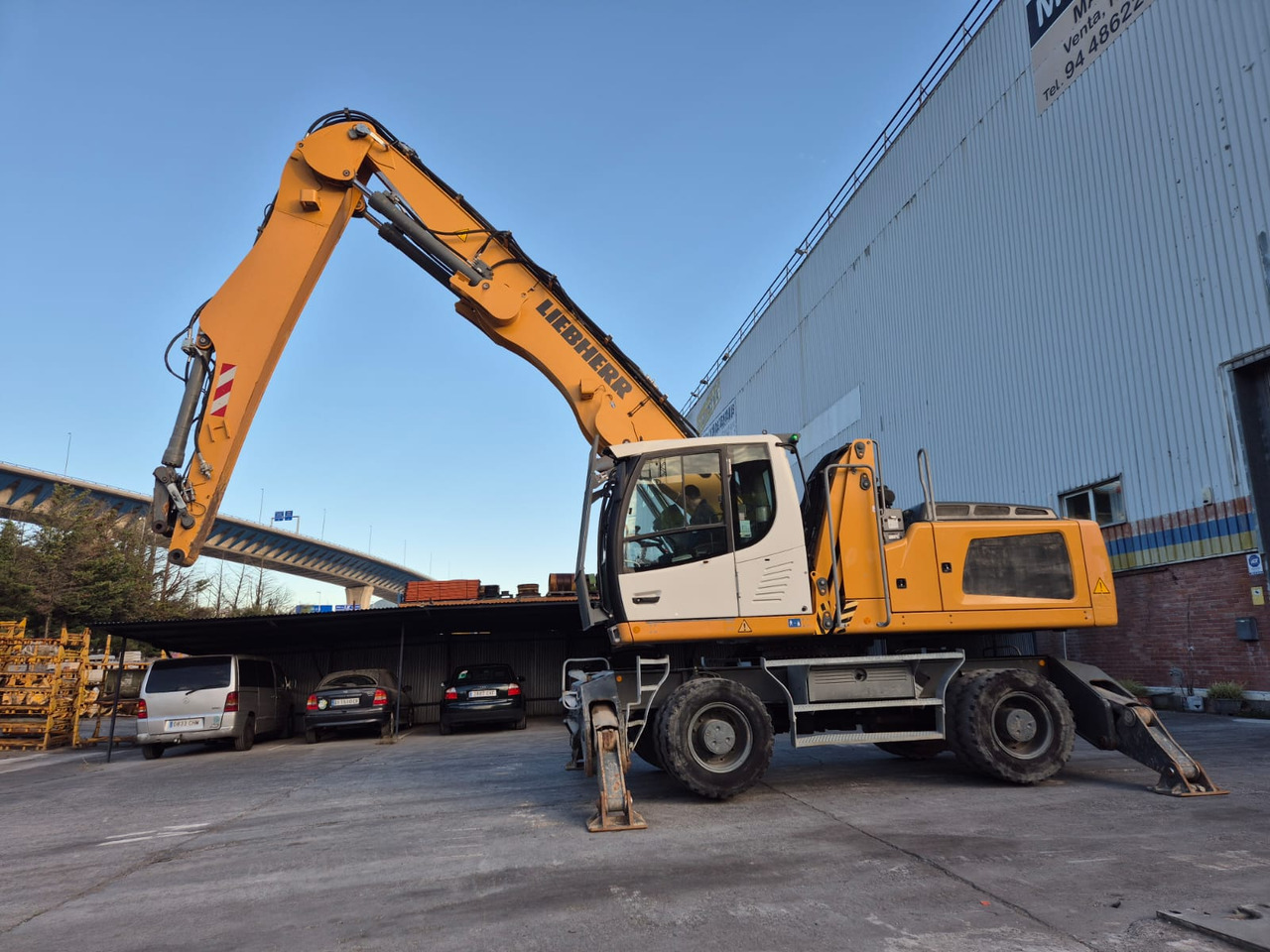 LIEBHERR LH30M - Bager za obradu otpada/ Industrije: slika 5 LIEBHERR LH30M - Bager za obradu otpada/ Industrije: slika 5