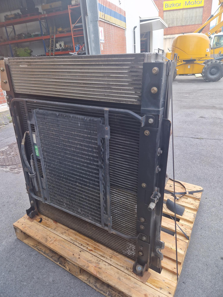 RADIADOR LIEBHERR R914B - Radijator za Građevinska mašina: slika 4 RADIADOR LIEBHERR R914B - Radijator za Građevinska mašina: slika 4