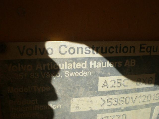 VOLVO A25C S/N: 12019 (1998) Y S/N: 12026 (1999) - Zglobni kiper: slika 2 VOLVO A25C S/N: 12019 (1998) Y S/N: 12026 (1999) - Zglobni kiper: slika 2