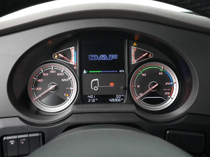 DAF XF 480 FT Super Space Cab, 2x Tanks DAF XF 480 FT Super Space Cab, 2x Tanks: slika 18 DAF XF 480 FT Super Space Cab, 2x Tanks DAF XF 480 FT Super Space Cab, 2x Tanks: slika 18