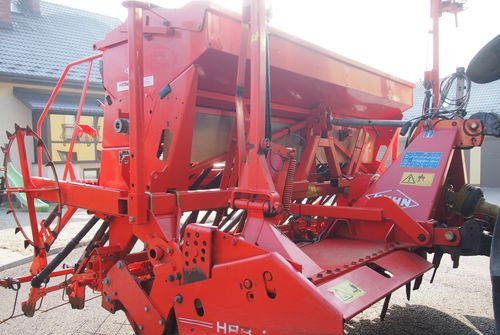 Agregat uprawowo-siewny Kuhn Kuhn HRB302D I INTEGRA 3000 2002 Brona wirowa + siewnik KUHN agregat uprawowo-siewny 3m - Kombinovana mašina za setvu: slika 4 Agregat uprawowo-siewny Kuhn Kuhn HRB302D I INTEGRA 3000 2002 Brona wirowa + siewnik KUHN agregat uprawowo-siewny 3m - Kombinovana mašina za setvu: slika 4