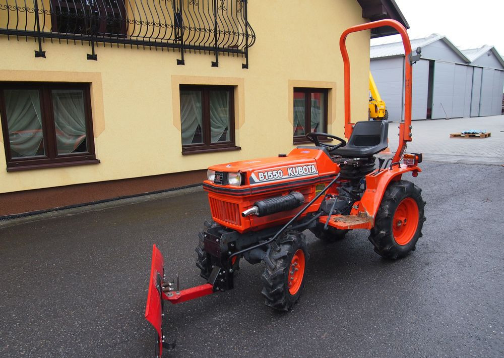 Ciągnik Kubota B1550 1994 traktorek KUBOTA 4x4 19KM - Traktor: slika 2 Ciągnik Kubota B1550 1994 traktorek KUBOTA 4x4 19KM - Traktor: slika 2
