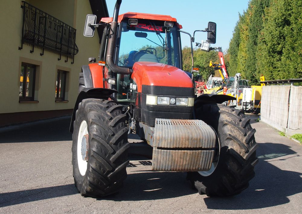 Ciągnik New Holland NH M 135 1998 NEW HOLLAND TM M135 - Traktor: slika 4 Ciągnik New Holland NH M 135 1998 NEW HOLLAND TM M135 - Traktor: slika 4