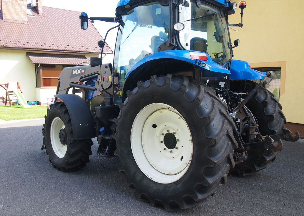 Ciągnik New Holland NH T6.140 2016 New Holland z Ładowaczem czołowym TUR - Traktor: slika 4 Ciągnik New Holland NH T6.140 2016 New Holland z Ładowaczem czołowym TUR - Traktor: slika 4