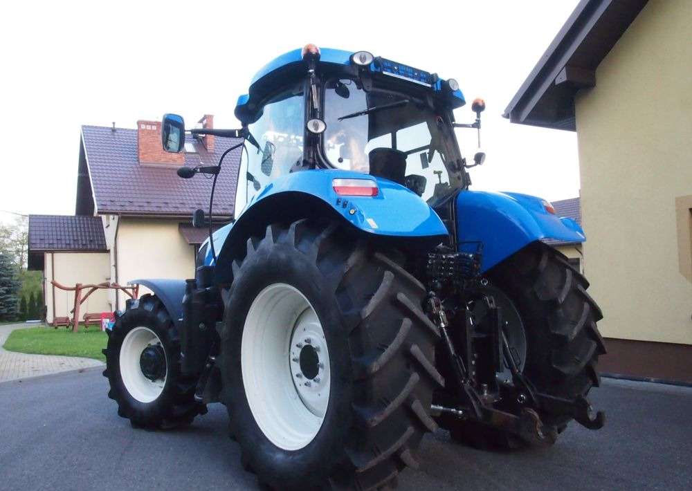 Ciągnik New Holland T7.185 2013 New Holland Autocommand i TUZ - Traktor: slika 5 Ciągnik New Holland T7.185 2013 New Holland Autocommand i TUZ - Traktor: slika 5