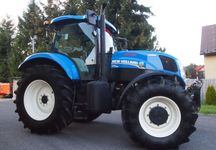 Ciągnik New Holland T7.185 2013 New Holland Autocommand i TUZ - Traktor: slika 4 Ciągnik New Holland T7.185 2013 New Holland Autocommand i TUZ - Traktor: slika 4