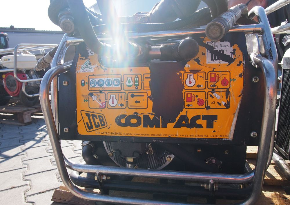 Młot hydraulczny wyburzeniowy JCB COMPACT 2010 Agregat hydrauliczny do młota wyburzeniowego JCB - Građevinska oprema: slika 3 Młot hydraulczny wyburzeniowy JCB COMPACT 2010 Agregat hydrauliczny do młota wyburzeniowego JCB - Građevinska oprema: slika 3