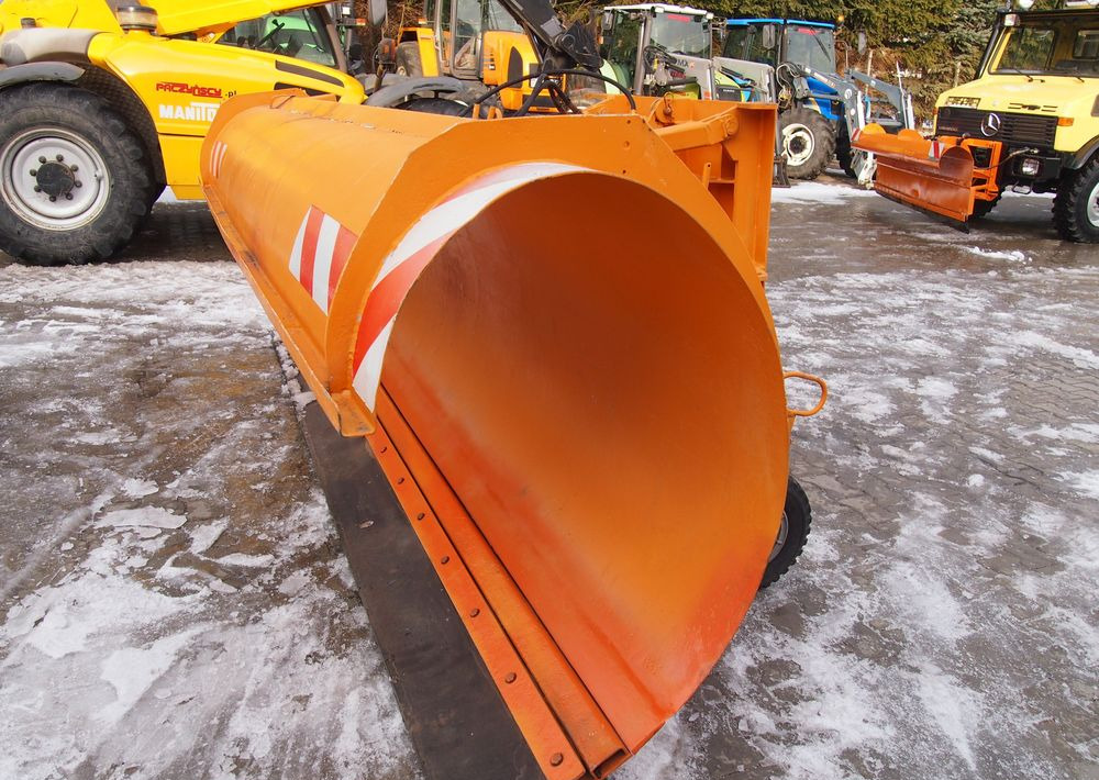 Pług do śniegu nn 2005 Skosowany obustronnie hydraulicznie - Raonik za sneg: slika 5 Pług do śniegu nn 2005 Skosowany obustronnie hydraulicznie - Raonik za sneg: slika 5