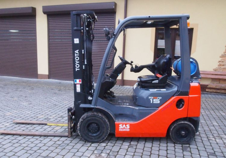 Wózek widłowy Toyota 8FGF15 2018 TRIPLEX system SAS (blokowanie tylnej osi) - Gasni viljuškar: slika 3 Wózek widłowy Toyota 8FGF15 2018 TRIPLEX system SAS (blokowanie tylnej osi) - Gasni viljuškar: slika 3