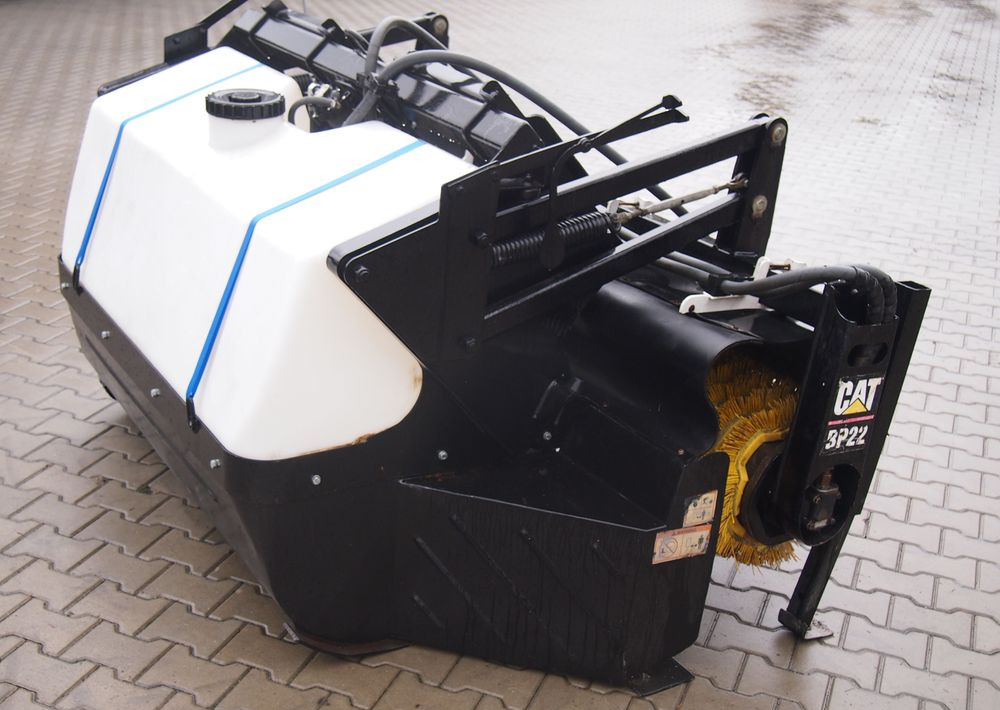 Zamiatarka Catepillar Bp22 2010 Zmiatarka CAT - Metle: slika 4 Zamiatarka Catepillar Bp22 2010 Zmiatarka CAT - Metle: slika 4