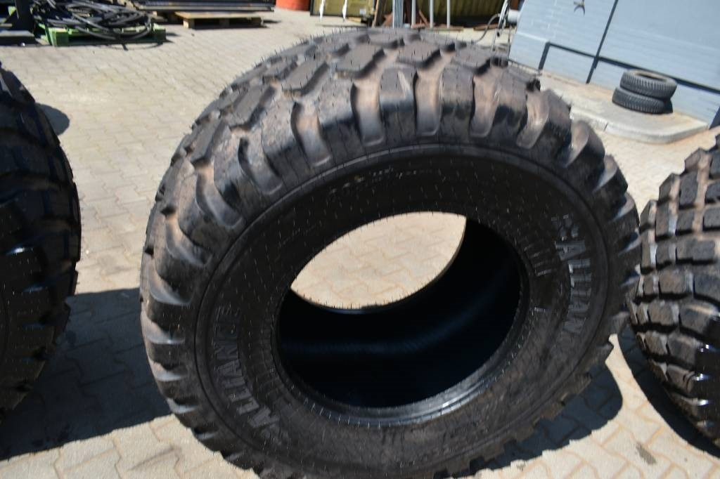 Alliance 600/55R26.5 / 882/ 165D /Steel Belted TL - Guma za Poljoprivredna mašina: slika 3 Alliance 600/55R26.5 / 882/ 165D /Steel Belted TL - Guma za Poljoprivredna mašina: slika 3
