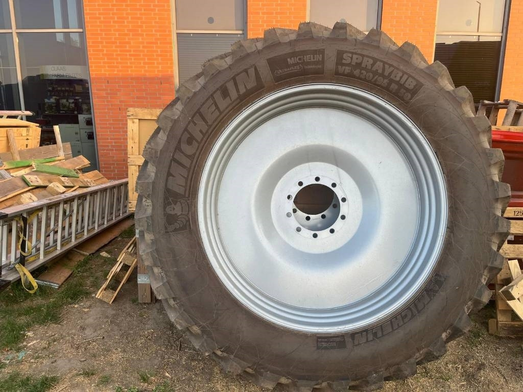 Michelin FELGA Z OPONĄ VF 420/95R50 CFO 179D/175E SPRAYBIB - Guma za Poljoprivredna mašina: slika 2 Michelin FELGA Z OPONĄ VF 420/95R50 CFO 179D/175E SPRAYBIB - Guma za Poljoprivredna mašina: slika 2