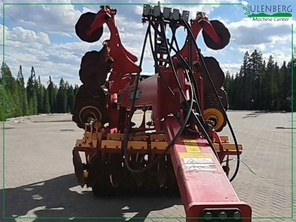 Vaderstad Carrier 420 - Tanjirača: slika 1 Vaderstad Carrier 420 - Tanjirača: slika 1