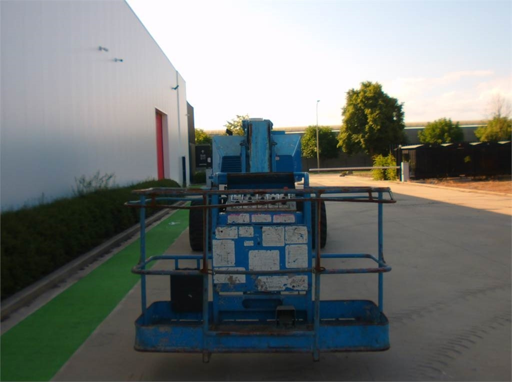 Teleskopska platforma Aichi SP18AJ: slika 10