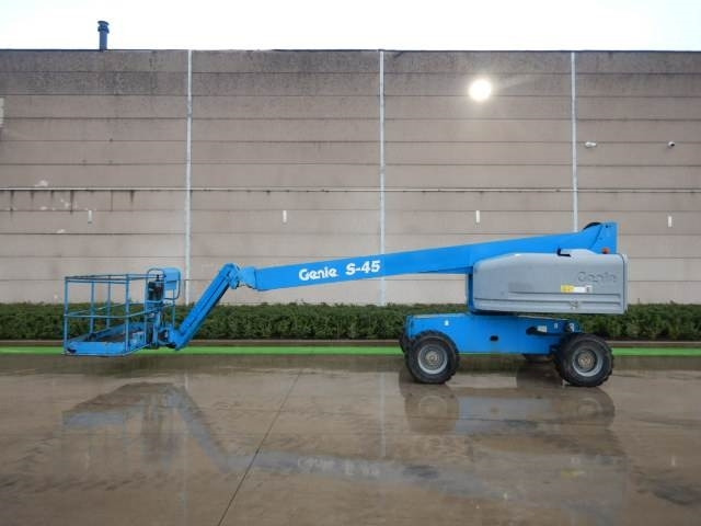 Genie S45 - Teleskopska platforma: slika 1 Genie S45 - Teleskopska platforma: slika 1