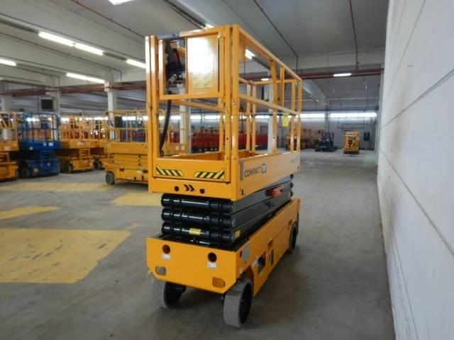 Haulotte Compact 10 N AE - Lift u obliku makaza: slika 4 Haulotte Compact 10 N AE - Lift u obliku makaza: slika 4