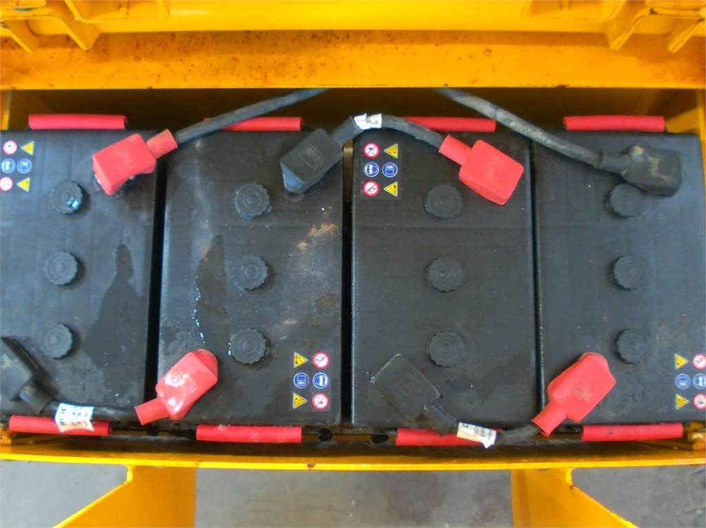 Haulotte Compact 12 - Lift u obliku makaza: slika 5 Haulotte Compact 12 - Lift u obliku makaza: slika 5