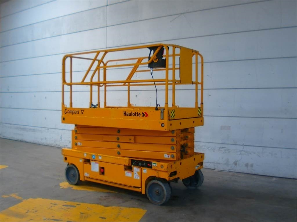 Haulotte Compact 12 - Lift u obliku makaza: slika 3 Haulotte Compact 12 - Lift u obliku makaza: slika 3