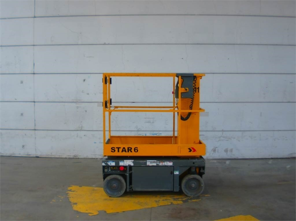 Haulotte STAR 6AC - Jarbolna penjajuća platforma: slika 1 Haulotte STAR 6AC - Jarbolna penjajuća platforma: slika 1