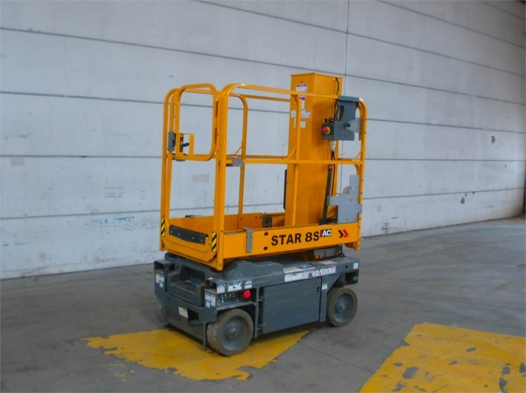 Haulotte STAR8S - Jarbolna penjajuća platforma: slika 2 Haulotte STAR8S - Jarbolna penjajuća platforma: slika 2