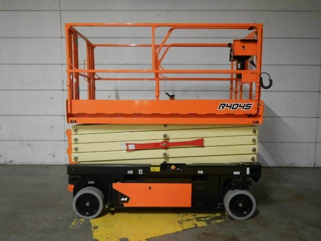 JLG R4045 - Lift u obliku makaza: slika 1 JLG R4045 - Lift u obliku makaza: slika 1