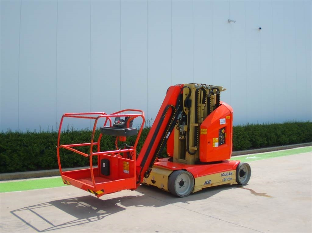 JLG Toucan 12E+ - Jarbolna penjajuća platforma: slika 2 JLG Toucan 12E+ - Jarbolna penjajuća platforma: slika 2