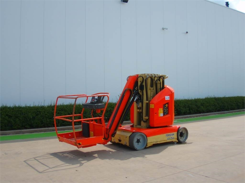 JLG Toucan 12E+ - Jarbolna penjajuća platforma: slika 2 JLG Toucan 12E+ - Jarbolna penjajuća platforma: slika 2