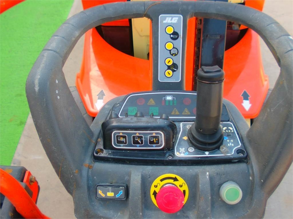 Jarbolna penjajuća platforma JLG Toucan 12E+: slika 9