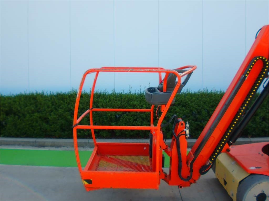 Jarbolna penjajuća platforma JLG Toucan 12E+: slika 11